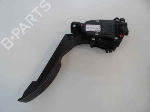 Used Pedal Pedal 1623703 1623703