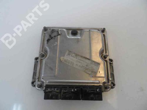 Used Engine control unit (ECU) RENAULT TRAFIC II Van (FL) 1.9 dCi 100 (FL0C) (101 hp) 4639653