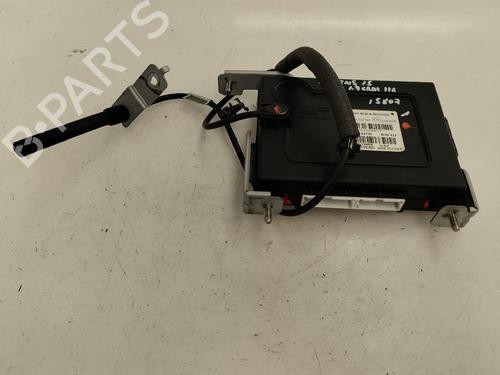 Used Fuse box Fuse box 16319852 16319852