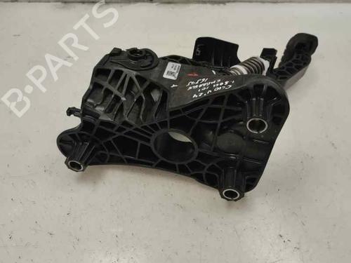 Used Clutch pedal RENAULT CLIO V (B7_) 1.5 Blue dCi 100 (B7AD) (101 hp) 26573115