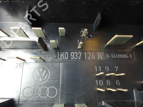 Used Fuse box AUDI A3 Sportback (8PA) 1.9 TDI (105 hp) 1711977