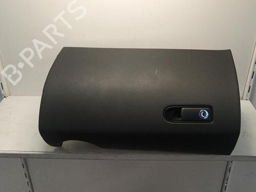 Used Glove box Glove box 39463932 39463932