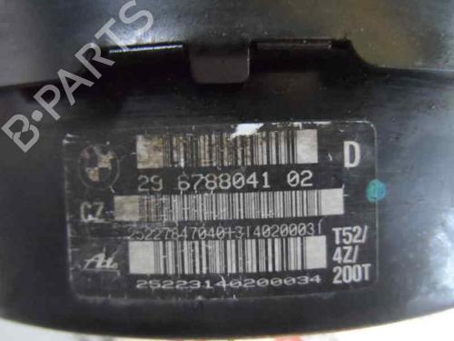 Used Servo brake BMW 3 (E90) 318 d (143 hp) 219835