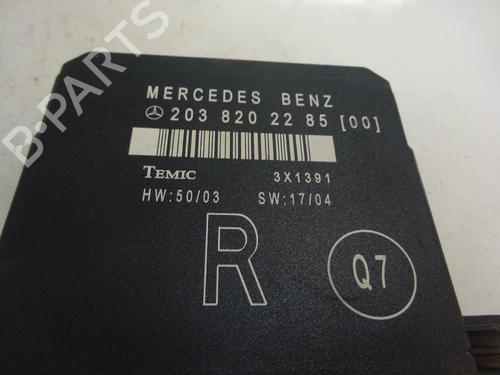 Used Electronic module MERCEDES-BENZ C-CLASS (W203) C 220 CDI (203.008) (150 hp) 10771334