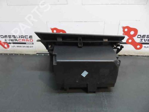 Used Glove box FORD FOCUS III 1.6 TDCi (95 hp) 1799806