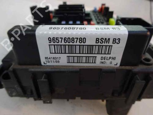 Fuse box PEUGEOT 206+ (2L_, 2M_) | BP8642425E1