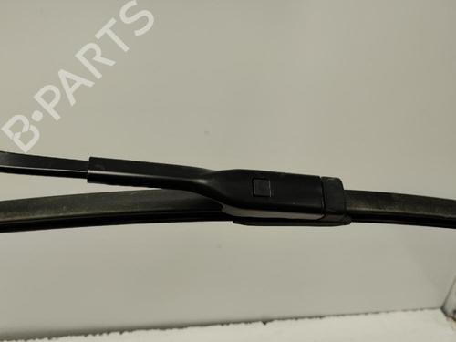Used Front windshield wiper arm KIA SPORTAGE IV (QL, QLE) 1.6 GDI (132 hp) 17987009