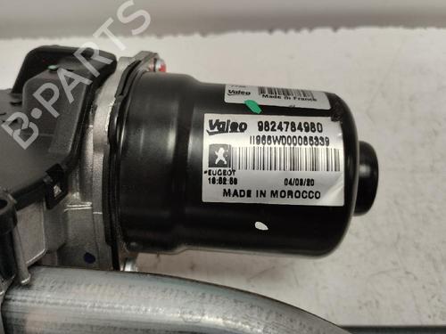 Used Front wiper motor OPEL CORSA F (P2JO) 1.2 (68) (101 hp) 19483452