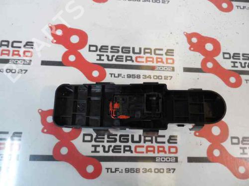 Used Right front window switch CITROËN C4 I (LC_) [2004-2014]  1339848