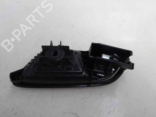 Used Rear right interior door handle Rear right interior door handle 5215257 5215257