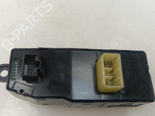 Left front window switch HYUNDAI H-1 / STAREX Bus (A1) 2.5 TCi | BP36693287I27 - Image 3
