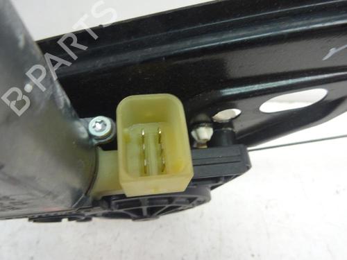 Rudehejsemekanisme Højre bagtil MERCEDES-BENZ C-CLASS (W203) C 220 CDI (203.008) (150 hp) 10771516