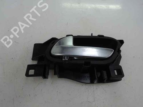 Used Front left interior door handle Front left interior door handle 7271586 7271586
