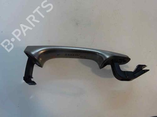 Used Front right exterior door handle Front right exterior door handle 2224403 2224403