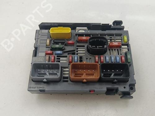 Used Fuse box Fuse box PEUGEOT PARTNER Tepee 1.6 HDi (109 hp) 40493595 40493595