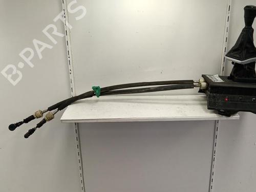 Used Gear lever Gear lever FIAT PUNTO (199_) 1.3 D Multijet (75 hp) 35745569 35745569