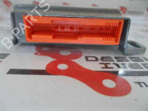 Used ECU airbags RENAULT SCÉNIC I MPV (JA0/1_, FA0_) 1.9 dTi (JA1U) (80 hp) 2132943