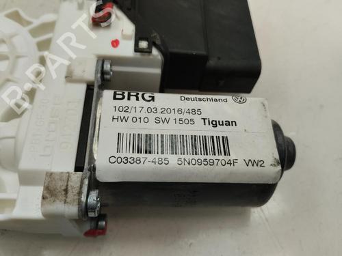 rear-right-window-mechanism-vw-tiguan-5n_-5n0959704f-2016-2007-2008-2009-2010-2011-2012-2013-2014-2015-2016-2017-2018-19663929 main image