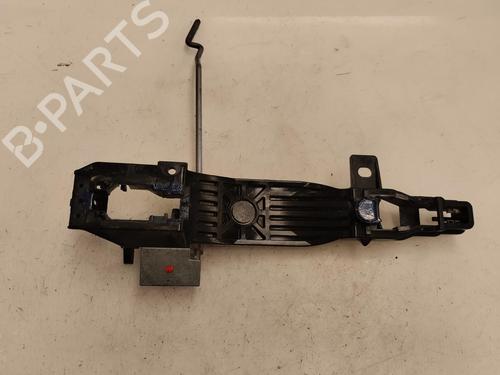 Used Front left exterior door handle MAZDA 2 (DE_, DH_) [2007-2015]  13221033