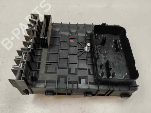 Fuse box VW GOLF PLUS V (5M1, 521) 1.9 TDI | BP30540716E1 - Image 2
