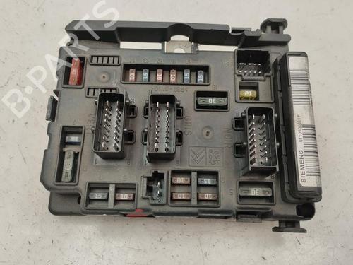 Zekeringkast CITROËN C5 I (DC_) 2.0 HDi (DCRHZB, DCRHZE) (109 hp) 30541492