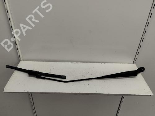 Used Front windshield wiper arm RENAULT TWINGO II (CN0_) 1.5 dCi 75 (75 hp) 12309284