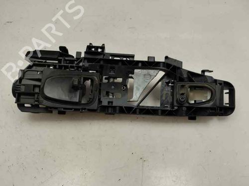 Used Rear left exterior door handle MERCEDES-BENZ A-CLASS (W177) [2018-2025]  21271555