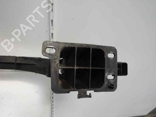 Used Front bumper reinforcement Front bumper reinforcement 7403302 7403302