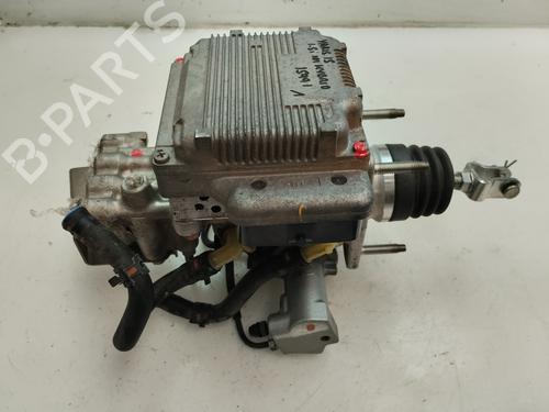 Used Brake master cylinder TOYOTA YARIS (_P13_) 1.5 Hybrid (NHP130_, NHP130) (101 hp) 19483299