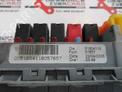 Used Fuse box Fuse box 587208 587208