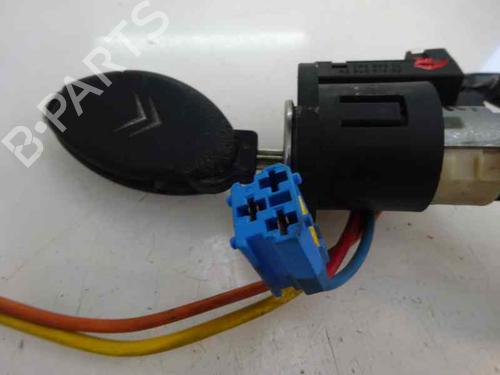 Rattlås /Tenningslås CITROËN XSARA (N1) 1.9 D (70 hp) 8903758