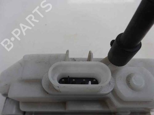 Vergrendeling rechts voor RENAULT LAGUNA II (BG0/1_) 2.0 dCi (BG1T) (150 hp) 3241989