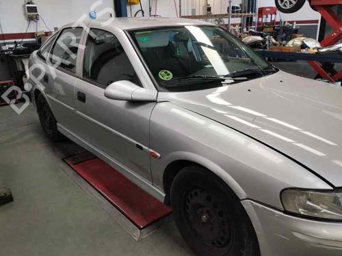 Used Parts OPEL VECTRA B Hatchback (J96) 4652144