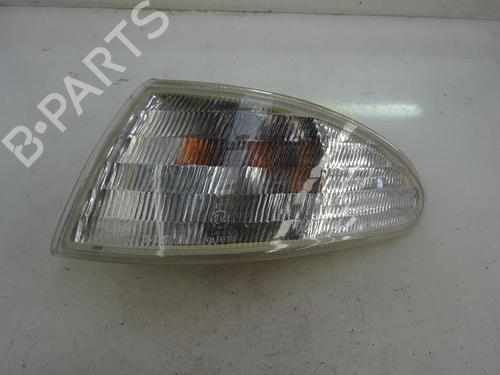 Left front indicator FORD MONDEO I (GBP) 1.8 TD | BP10549725C32 - Image 2