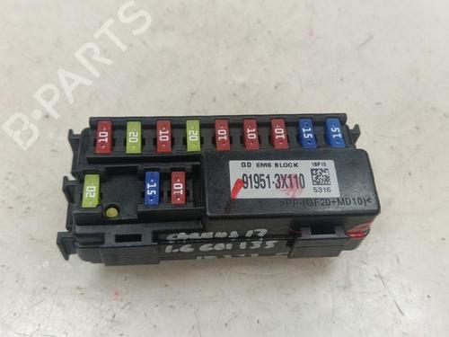 Used Fuse box Fuse box 35741214 35741214