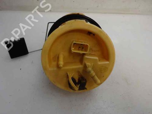 Used Fuel pump Fuel pump 7065844 7065844