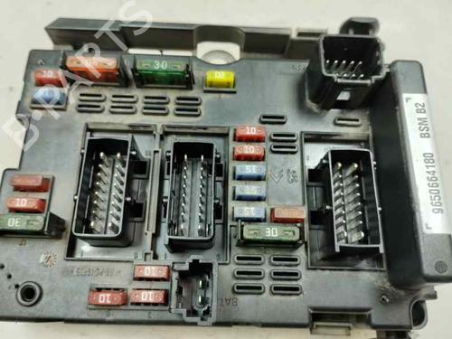 Boîte à Fusibles PEUGEOT 206 Hatchback (2A/C) 1.4 i (75 hp) 22634141