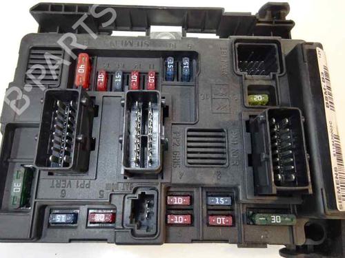 Used Fuse box Fuse box 1449918 1449918