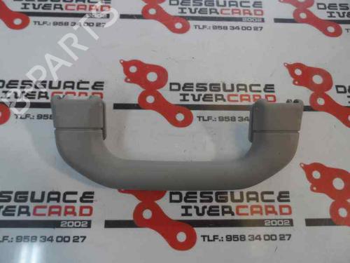 Used Front left interior door handle Front left interior door handle 3213051 3213051