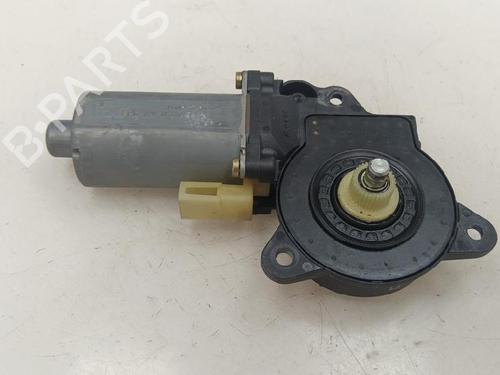 Rudehejsemotor forskærm venstre Rudehejsemotor forskærm venstre FORD FUSION (JU_) 1.4 TDCi (68 hp) 39900324 39900324