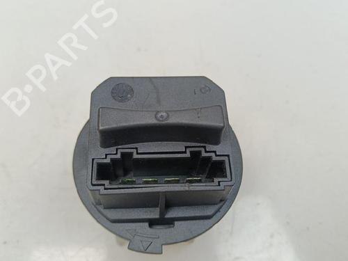 Used Heater resistor Heater resistor PEUGEOT 307 (3A/C) 1.6 HDi (90 hp) 35744275 35744275