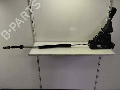 Used Gear lever RENAULT CAPTUR I (J5_, H5_) 1.2 TCe 120 (120 hp) 26561495