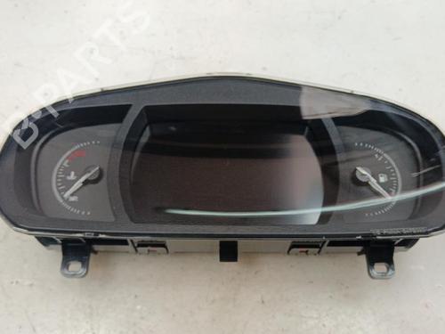 Used Instrument cluster Instrument cluster 35741966 35741966