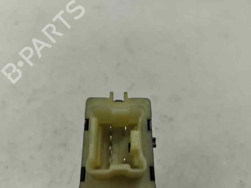 Used Right front window switch RENAULT CAPTUR I (J5_, H5_) 1.2 TCe 120 (120 hp) 26561395