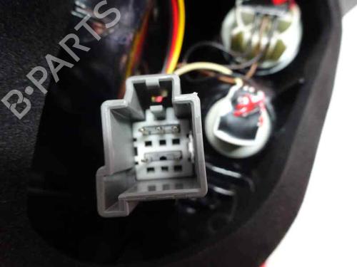 Used Right taillight FORD FIESTA VI (CB1, CCN) 1.25 (82 hp) 8525881