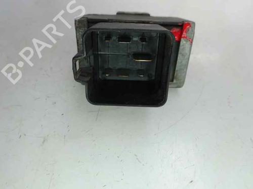 Used Electronic module RENAULT CLIO III (BR0/1, CR0/1) 1.5 dCi (BR0H, CR0H, CR1S, BR1S) (106 hp) 9094412