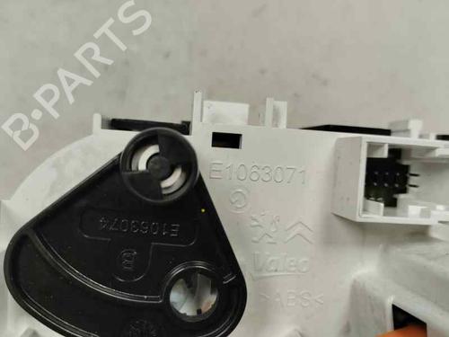 Comando chauffage PEUGEOT 2008 I (CU_) 1.2 THP 110 / PureTech 110 (110 hp) 30540414