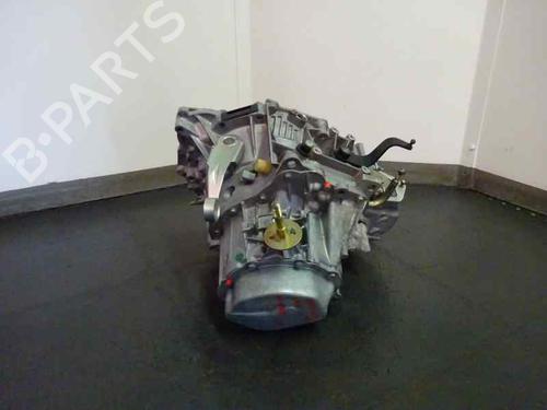 Used Gearbox PEUGEOT PARTNER MPV (5_, G_) 1.9 D (69 hp) 422312