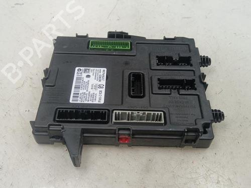 Used Fuse box Fuse box 38060463 38060463