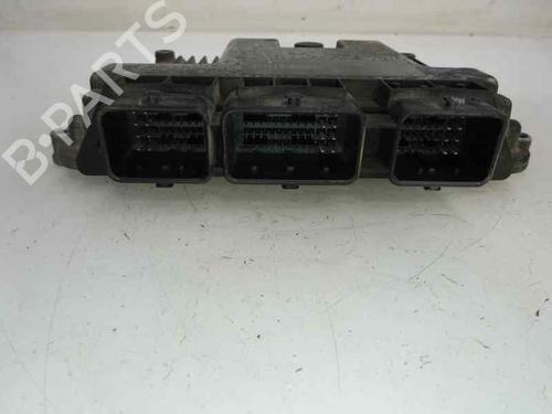 Used Engine control unit (ECU) RENAULT MEGANE II Saloon (LM0/1_) 1.9 dCi (LM0G, LM1G, LM2C) (120 hp) 7084498